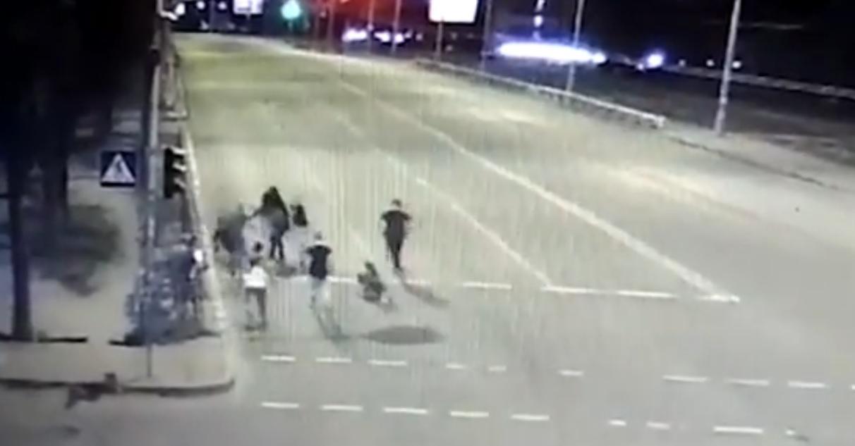 За нападение на полицейского на Оболони задержаны шесть человек