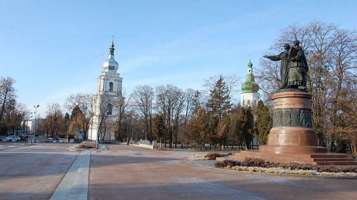 «Покажите гостям Киев». Смотрим Сковороду, казацкое оружие и подольское жилье
