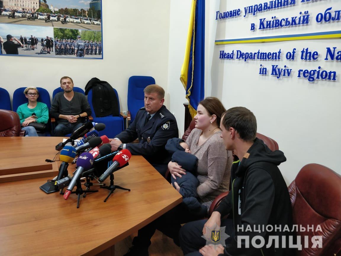 Полицейские задержали похитительницу ребенка под Киевом
