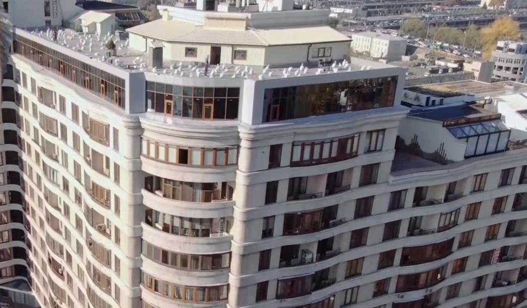 КГГА рассмотрит вопрос надстройки дополнительного этажа в ЖК «Дипломат Холл»