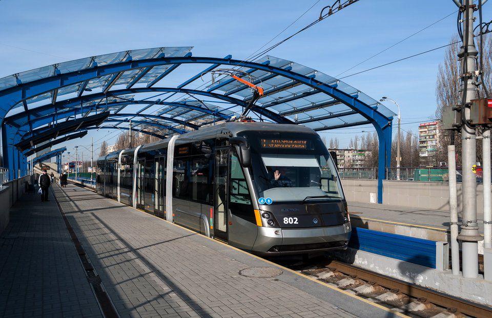 скоростной трамвай