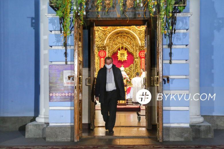 Великдень без людей по всьому світу. І в Києві теж