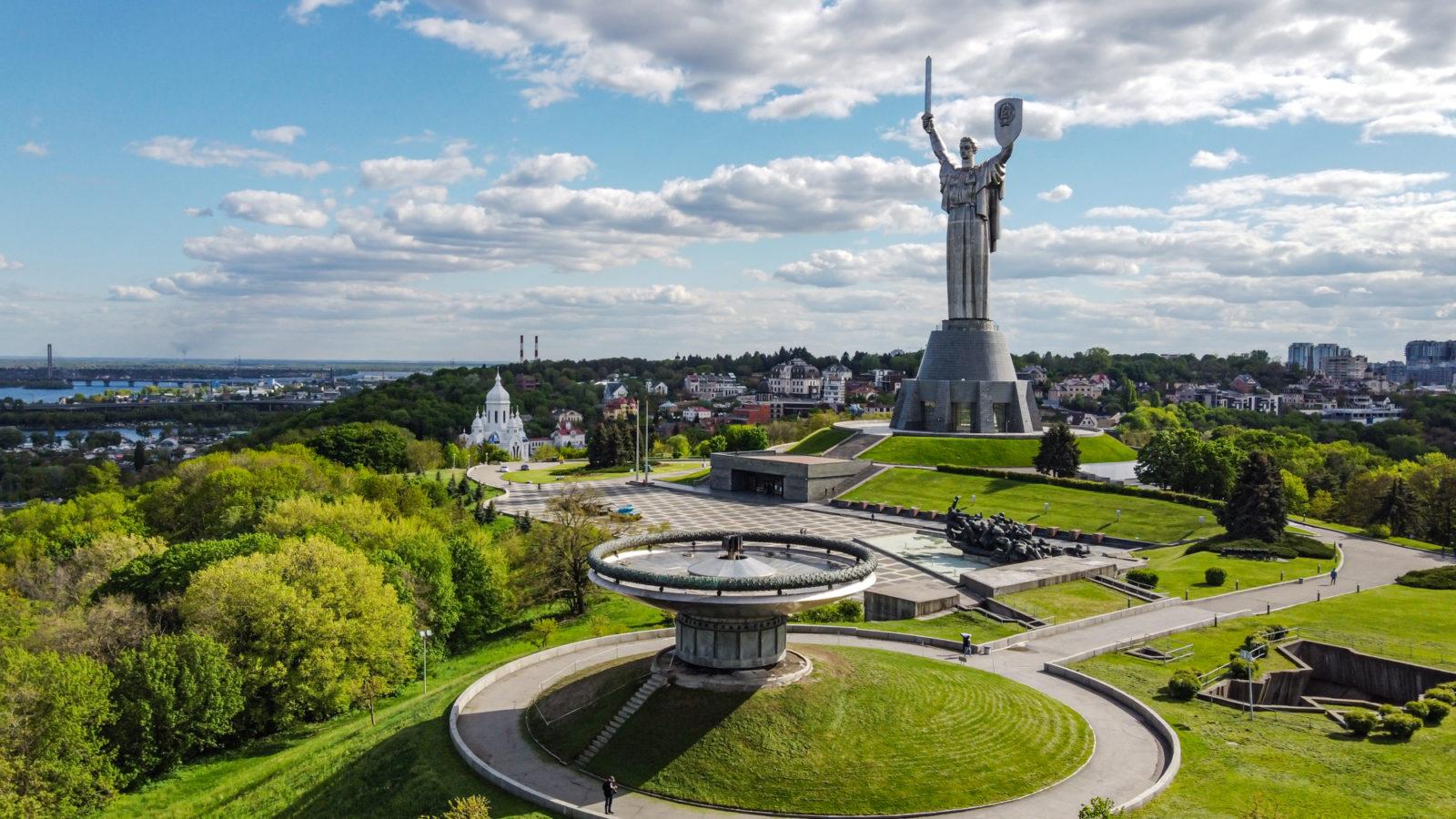 Відсьогодні в Києві заборонено проводити масові заходи