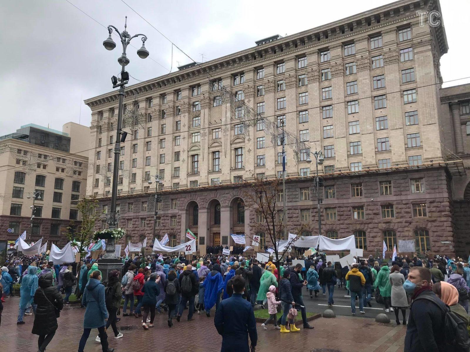 Мітинг інвесторів на Хрещатику: Кличко попросив правоохоронців дати правову оцінку діям забудовника