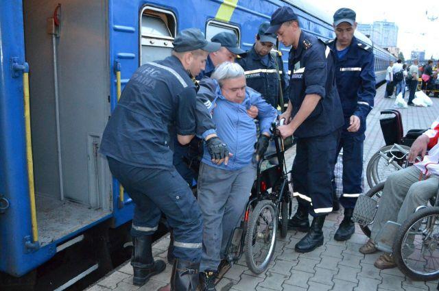инвалид, поезд, вагон