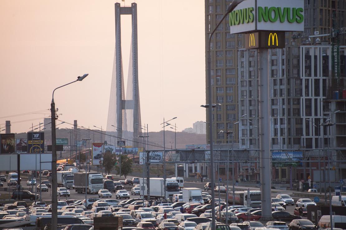 Південний міст, машини, трафік
