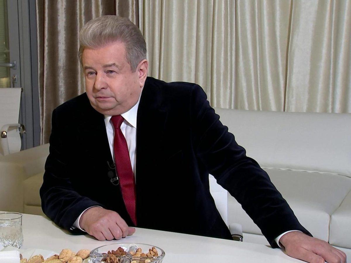 Поліція оштрафувала “співаючого ректора” за порушення ПДР