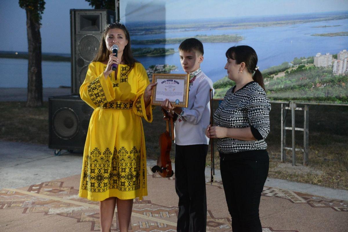 Інклюзивний геній. 12-річний киянин опанував 10 музичних інструментів і попав у книгу рекордів