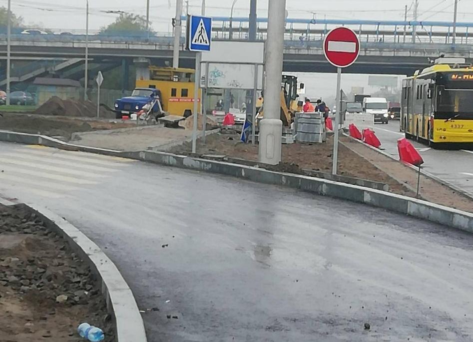 На Шухевича реконструюють розв’язку – вже є додатковий з’їзд в бік Електротехнічної