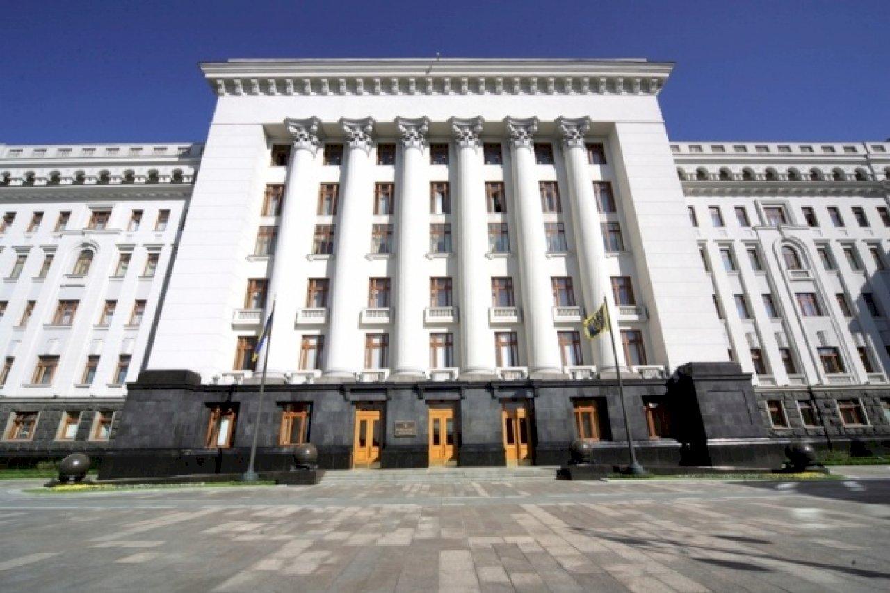 Уряд не хоче скорочувати витрати на Офіс президента для збільшення субсидій