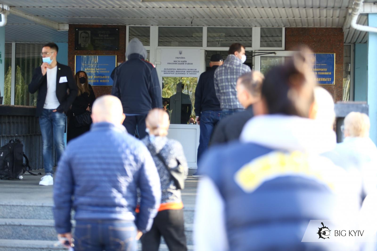 Кажуть, що вибори пройшли без порушень. Але це не точно