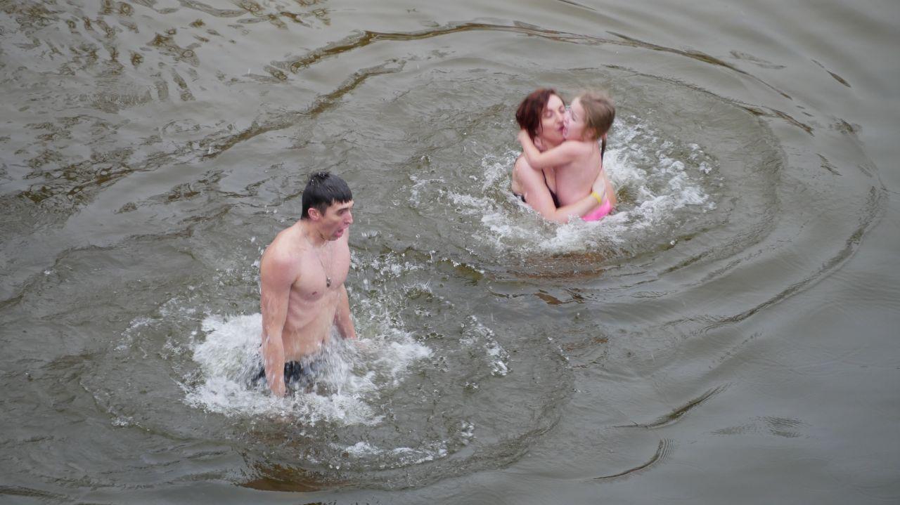 Чи змиває гріхи купання в ополонці на Водохреще: що каже Православна церква України