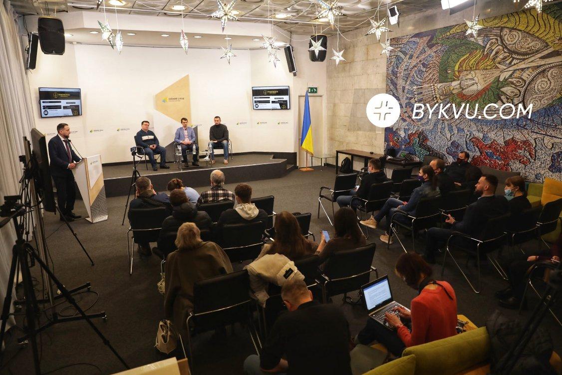Запрацює база даних осіб, які здійснюють політичні репресії. Туди хочуть внести Зеленського і Авакова