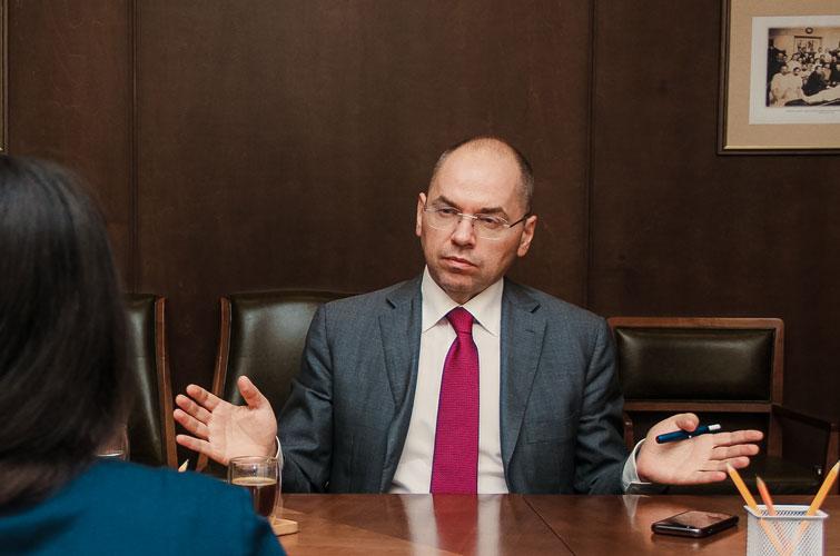 Передумав за ніч. Степанов каже, що замість локдауну будуть “зони”