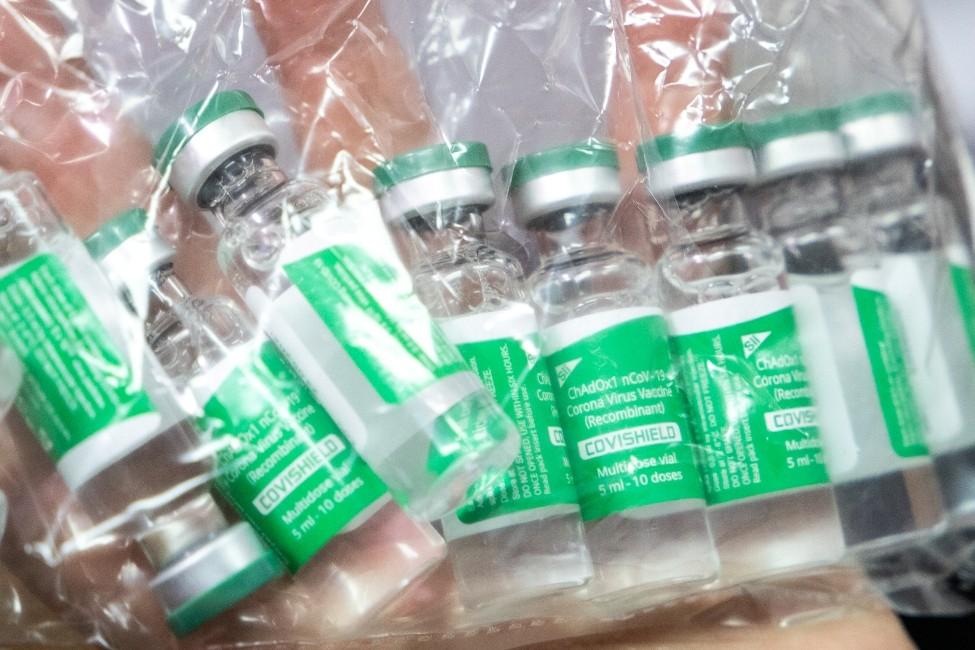Вакцина AstraZeneca Covishield