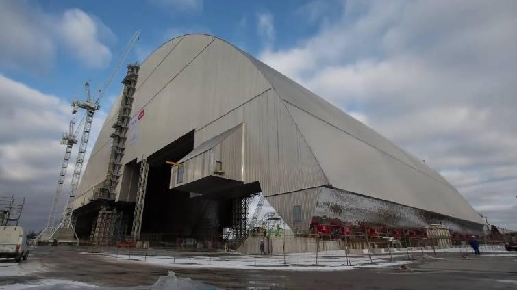 Що зараз під Чорнобильським саркофагом. Блогер показав вражаюче відео