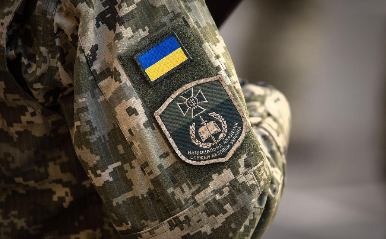 У Києві затримали айтівця і безробітну, які шукали нові цілі для ворожих атак