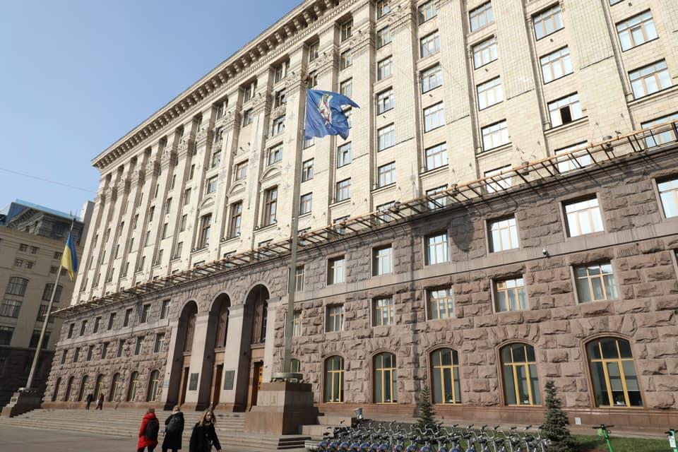 Депутати Київради зібрались у сесійній залі на чергове засідання – трансляція
