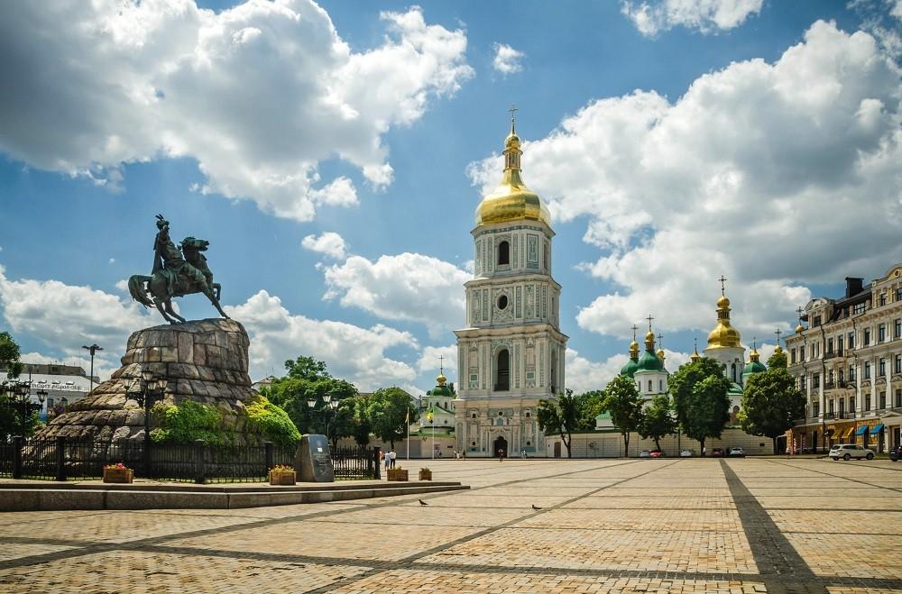 Не Києвом єдиним. Нардепам запропонували позабирати зі столиці міністерства: законопроєкт