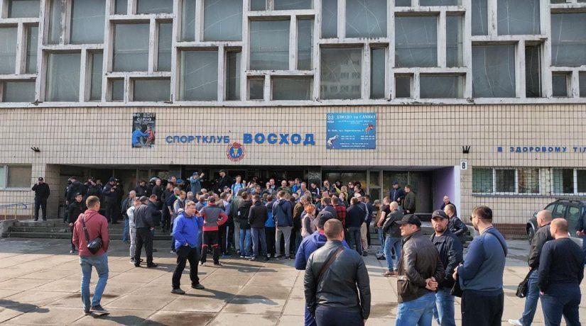 Споркомплекс “Схід”, будинок культури “Дніпро” та ще 11 об’єктів “Київського радіозаводу” повернули державі