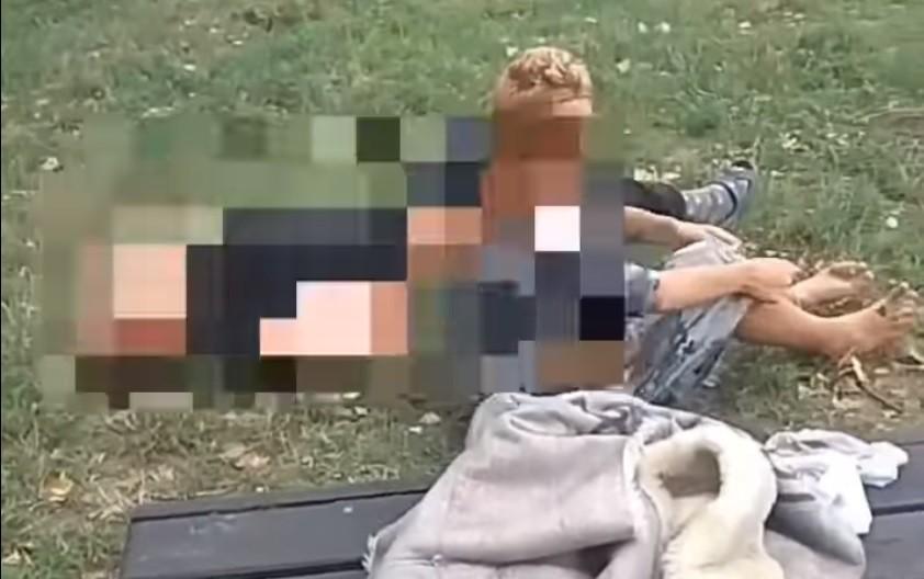 В столичному парку пара серед білого дня зайнялася сексом (ВІДЕО)