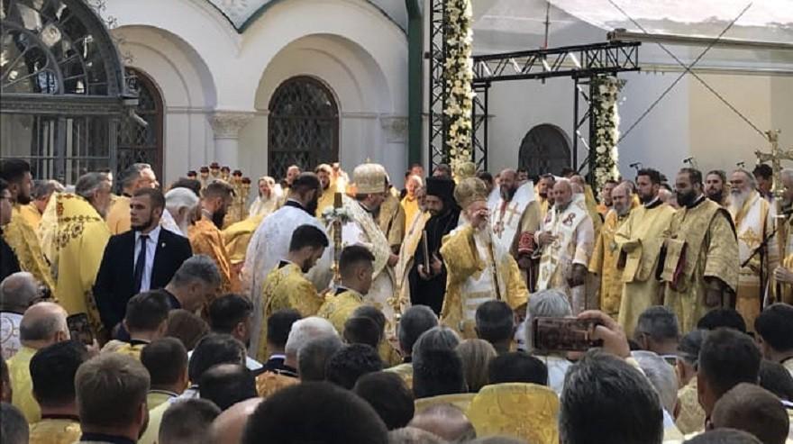Вселенський патріарх разом з Епіфанієм відслужив літурургію Софії Київській (ВІДЕО)