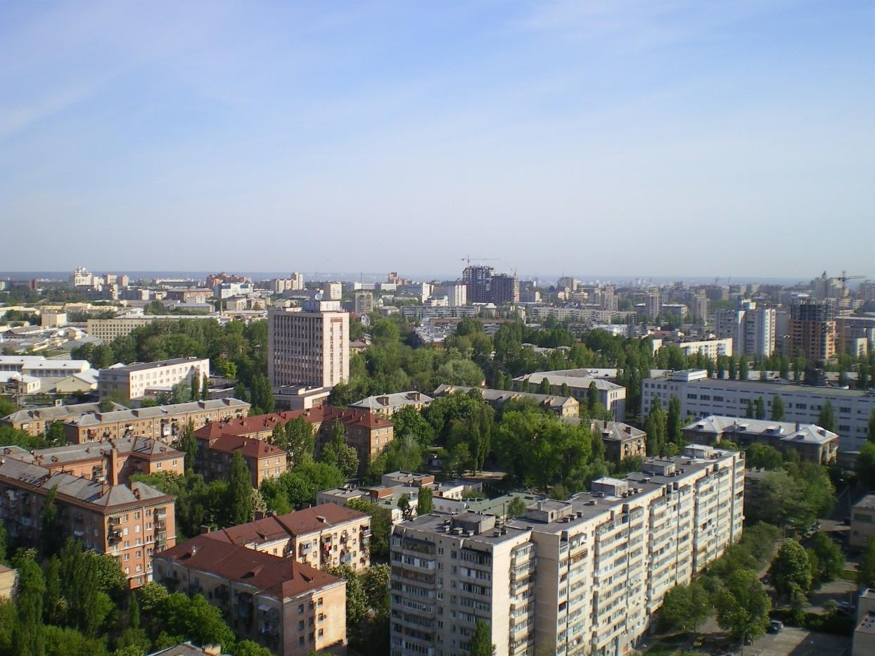 У Шевченківському районі столиці висадять нові дерева