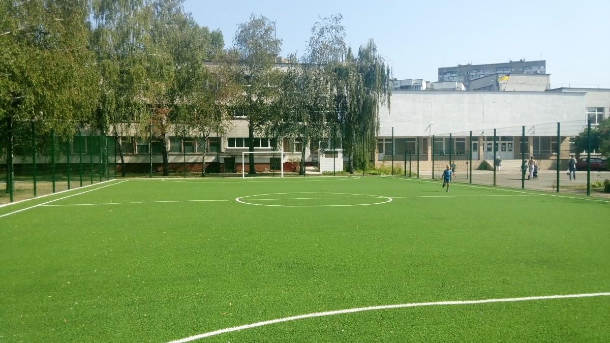 У Святошинському районі облаштують два десятки дитячих та спортмайданчиків (АДРЕСИ)