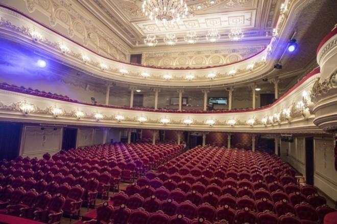 Прем’єра з гірким присмаком. Вандали пошкодили нові крісла в театрі оперети