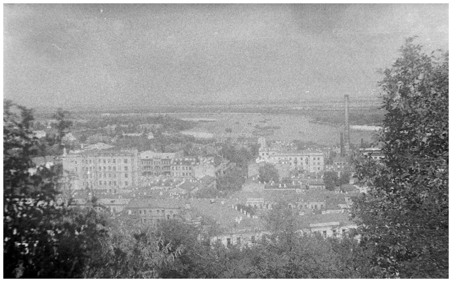 Унікальні кадри Києва 1950 року: звичні місця просто не пізнати (ФОТО)