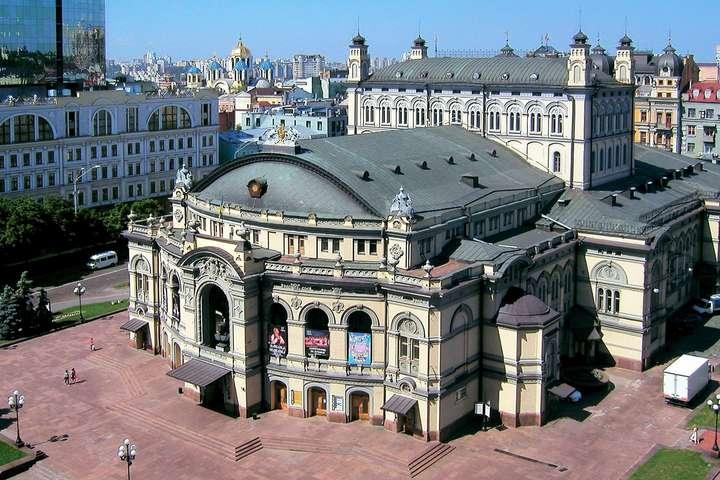 У прем’єрному показі опери “Трубадур” приймуть участь диригент і тенор з Італії
