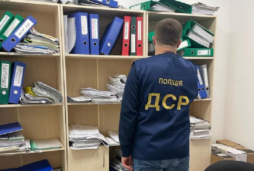 У Києві знову обшуки. Прийшли в “Спецжитлофонд”, шукати розтрачений мільярд
