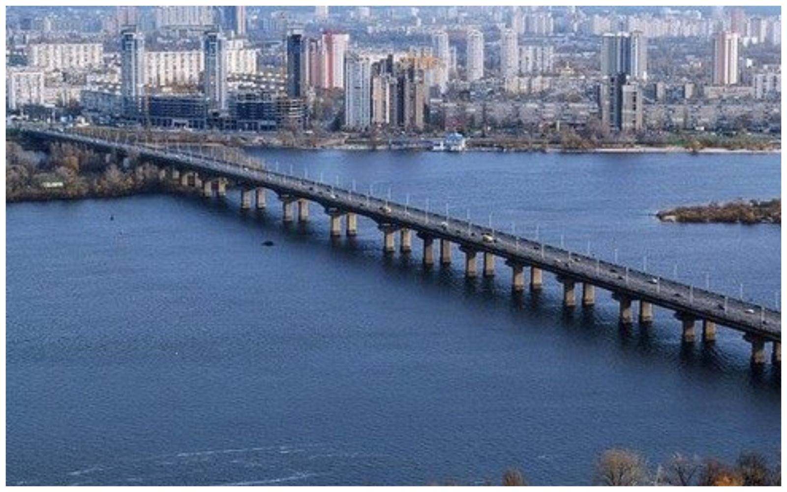 Голова Деснянського району Бахматов потрапив у скандал через картинку у Facebook