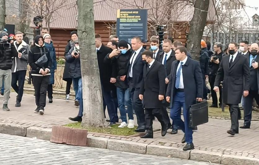 Блогером, який кричав Зеленському “Ганьба малоросам!”, зацікавилась поліція