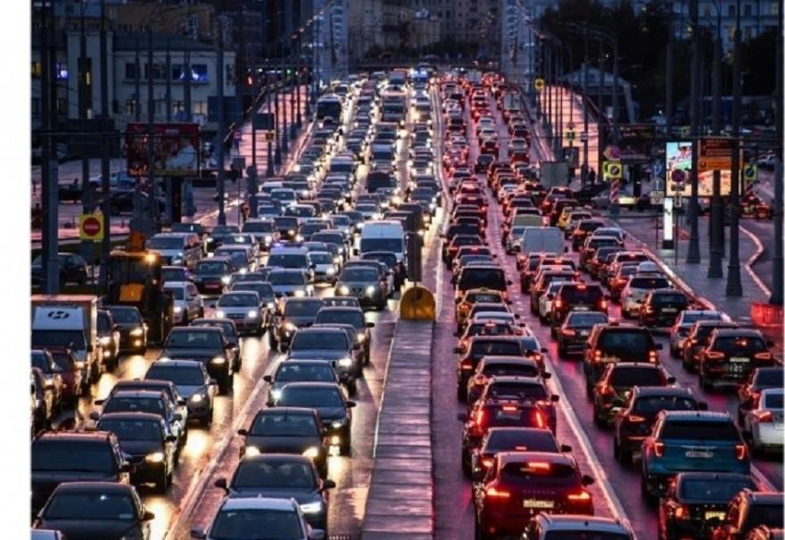 Київ паралізували затори: де ситуація найгірша