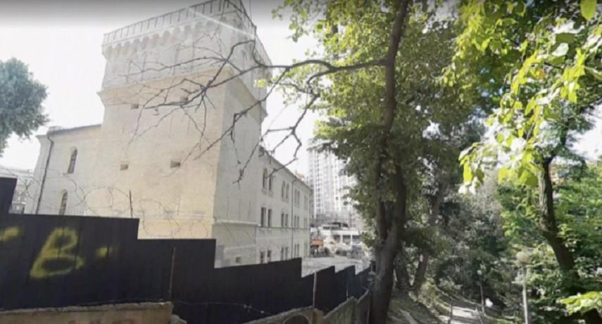 У Києві відремонтують сходи від Арсенальної до Паркової дороги