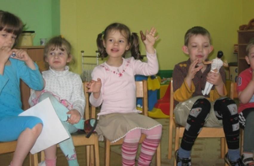 У Ворзелі дитячий будинок обстріляли з “Градів”