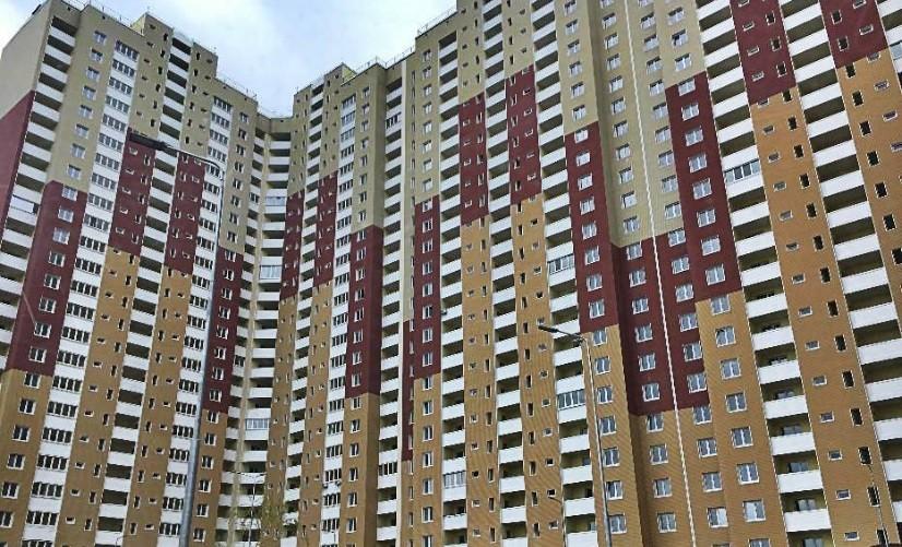 Захмарні тарифи на Виноградарі: постачальник ЕЕ розірвав договір із забудовником