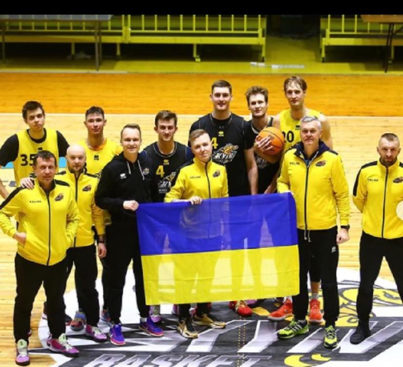 Пʼятеро легіонерів “Київ-Баскету” тимчасово залишили Україну