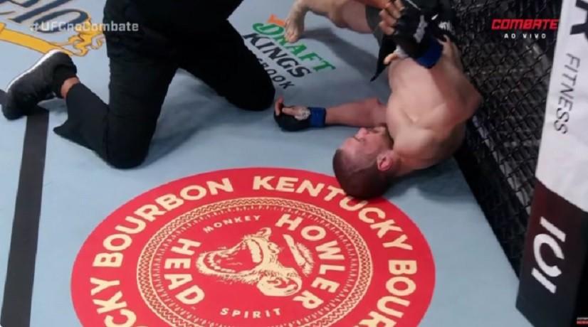 Український боєць UFC зламав руку в дебютному поєдинку