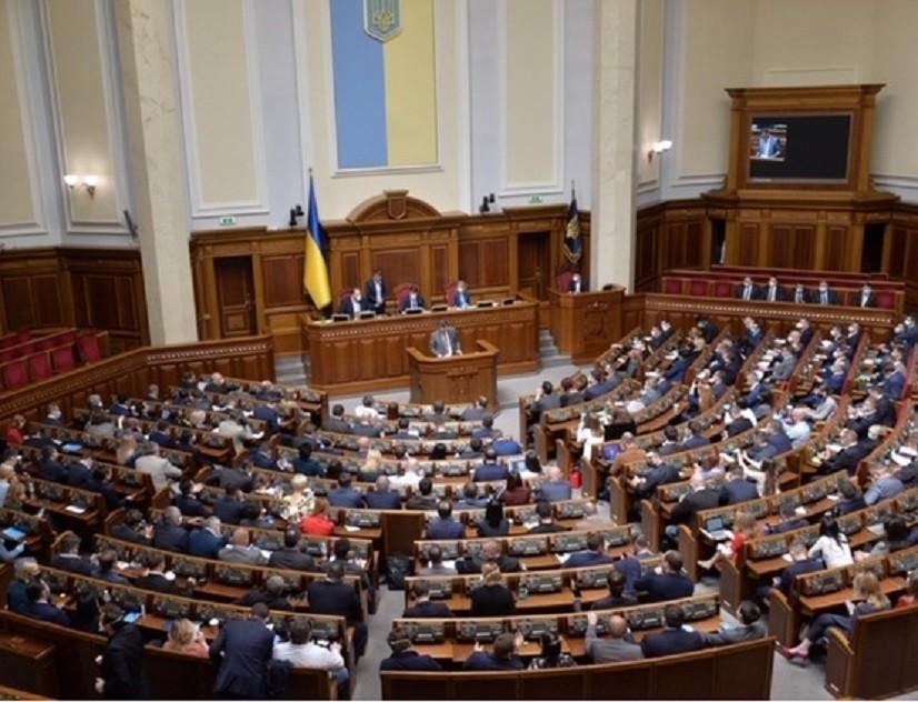 В Раді вимагають позбавити повноважень всіх депутатів від ОПЗЖ