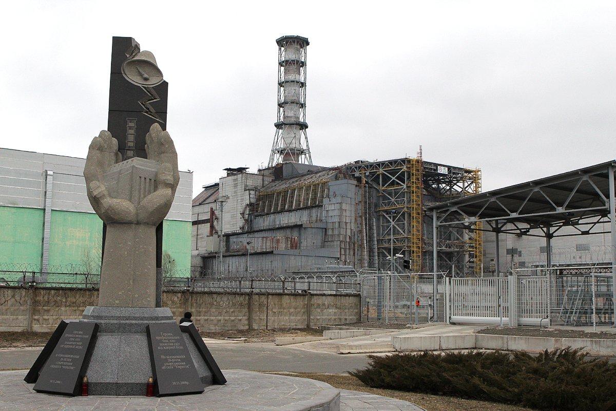 Російські війська розграбували Чорнобиль