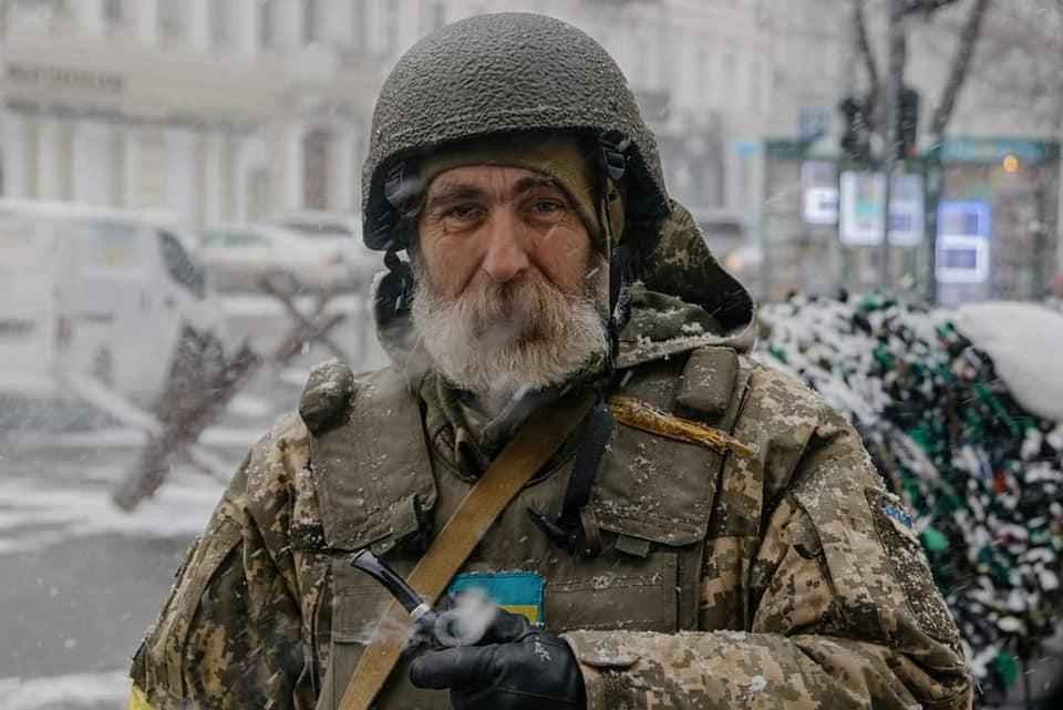 Україна відзначає День Добровольця