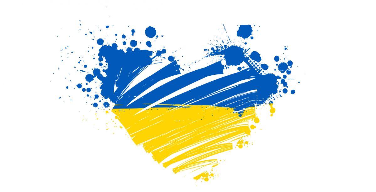 Зірки українського шоу-бізнесу разом з дітками заспівали «Разом до перемоги»