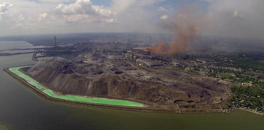 Азовське море може загинути через бомбардування “Азовсталі”