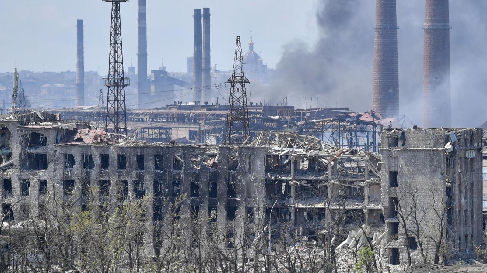 Арестович порадив “Азовцям” звертатися до воєнного командування, а не до президента щодо деблокади “Азовсталі”