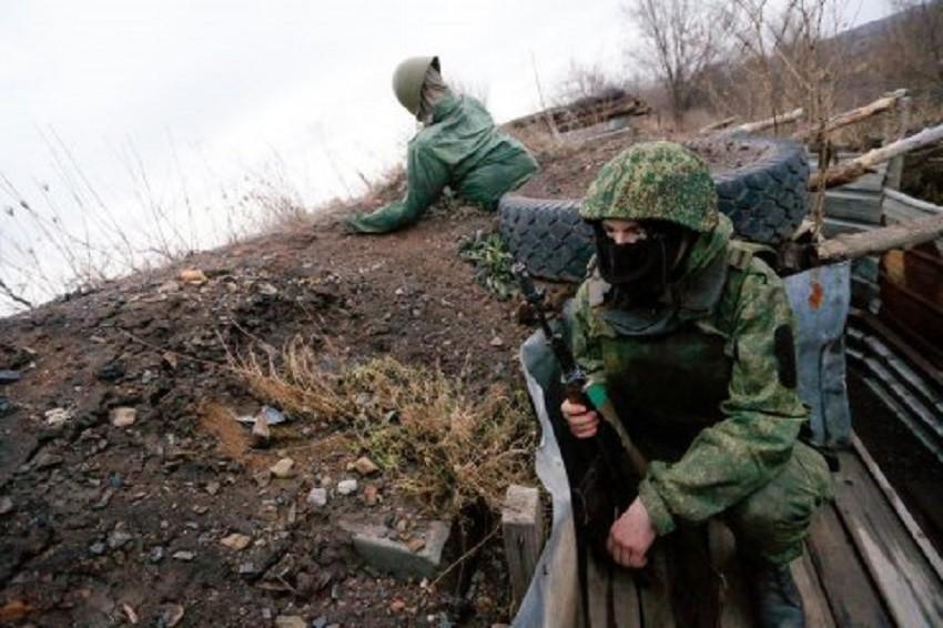 Поки рашисти воюють в Україні, їхні зарплати привласнюють військові клерки