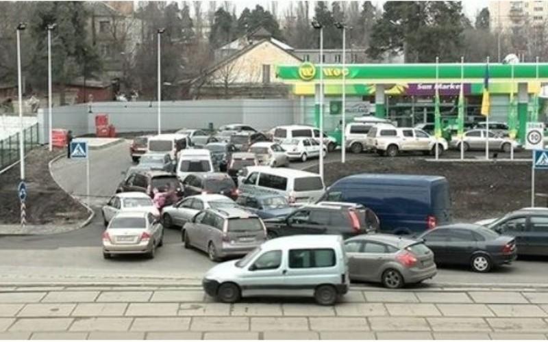На АЗС знову здорожчав бензин і дизель – до чого готуватись водіям