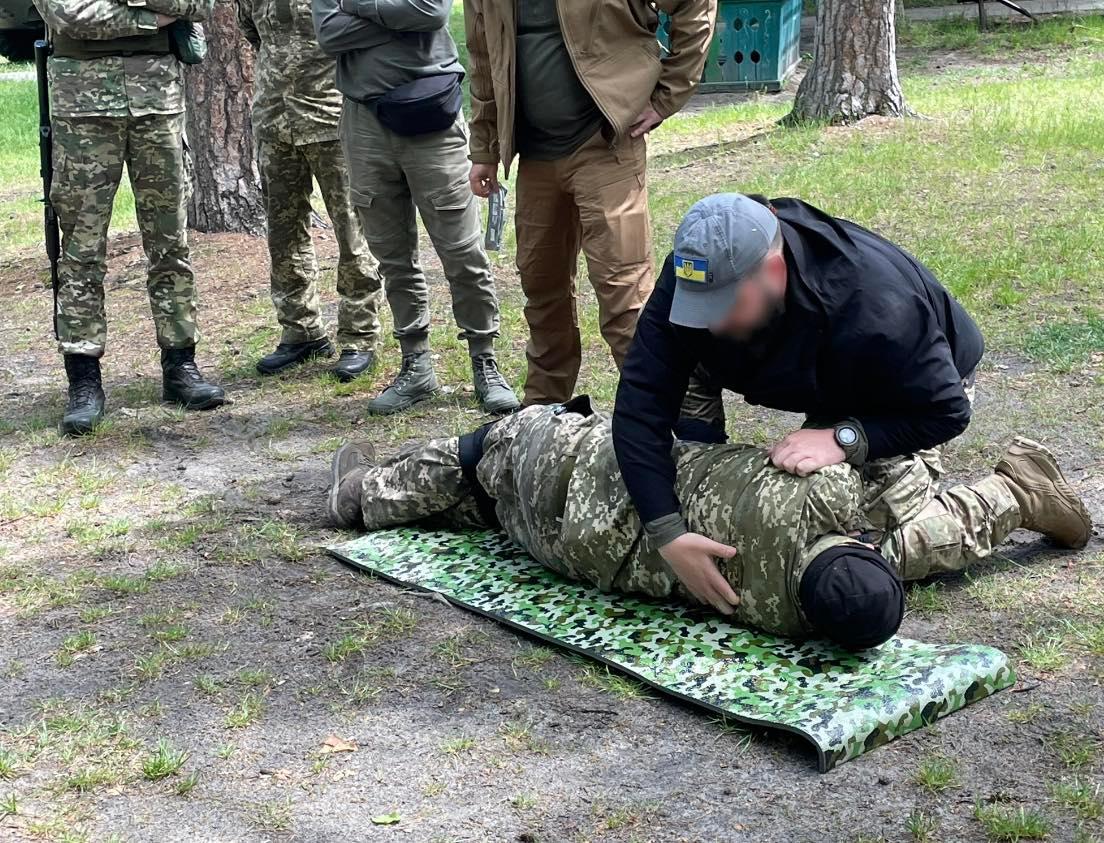 Американські інструктори провели навчання для добровольців Бучі