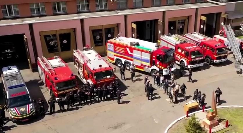Столичні рятувальники отримали 12 одиниць нової спецтехніки